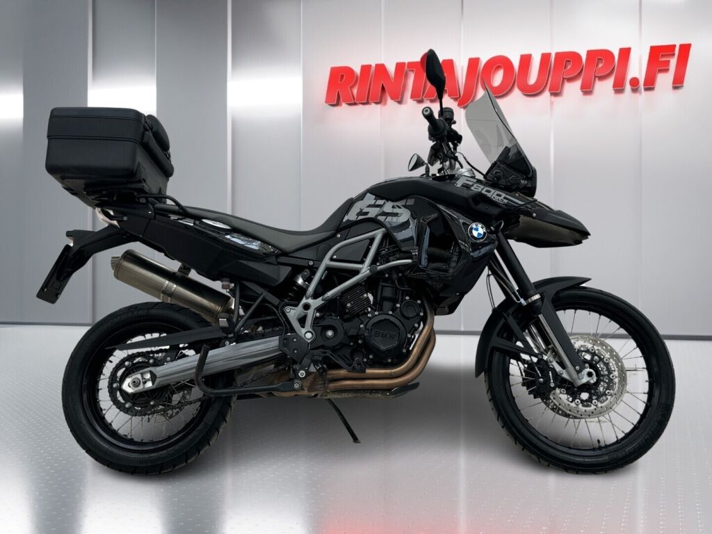 BMW F 2012 