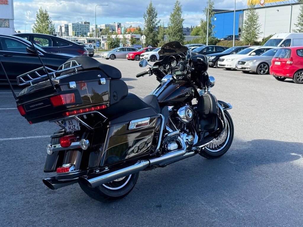 Harley-davidson TOURING 2013 Ruskea (beige)