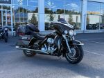 Harley-davidson TOURING 2013 Ruskea (beige)