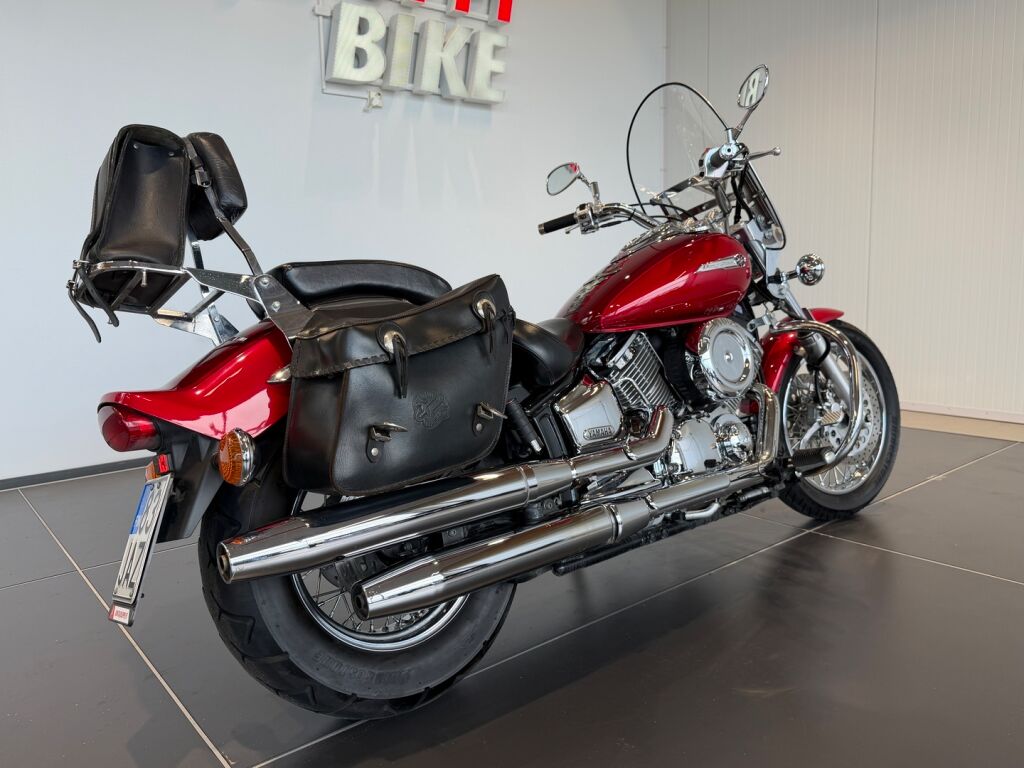 Yamaha XVS 2000 Punainen