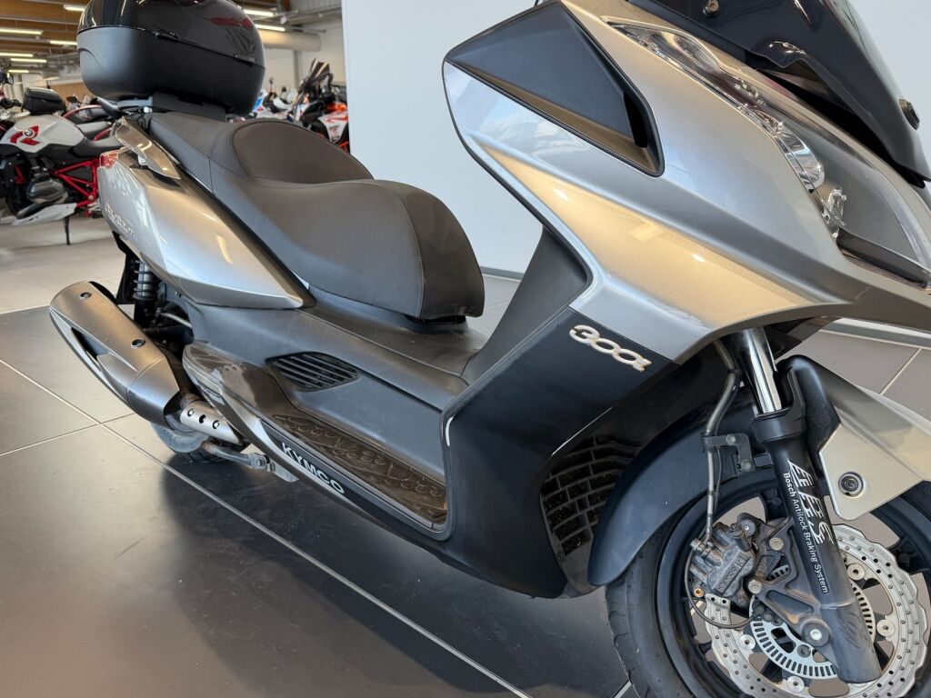 Kymco DOWNTOWN 2012 Harmaa