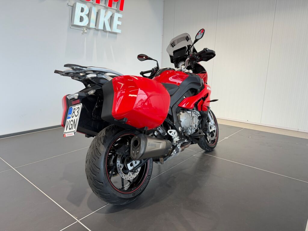 BMW S 2016 