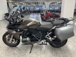 BMW R 2018 moniväri