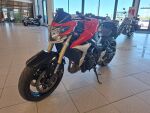 Suzuki GSR 2011 