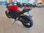 Suzuki GSR 2011 