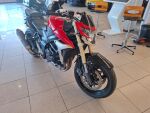 Suzuki GSR 2011 