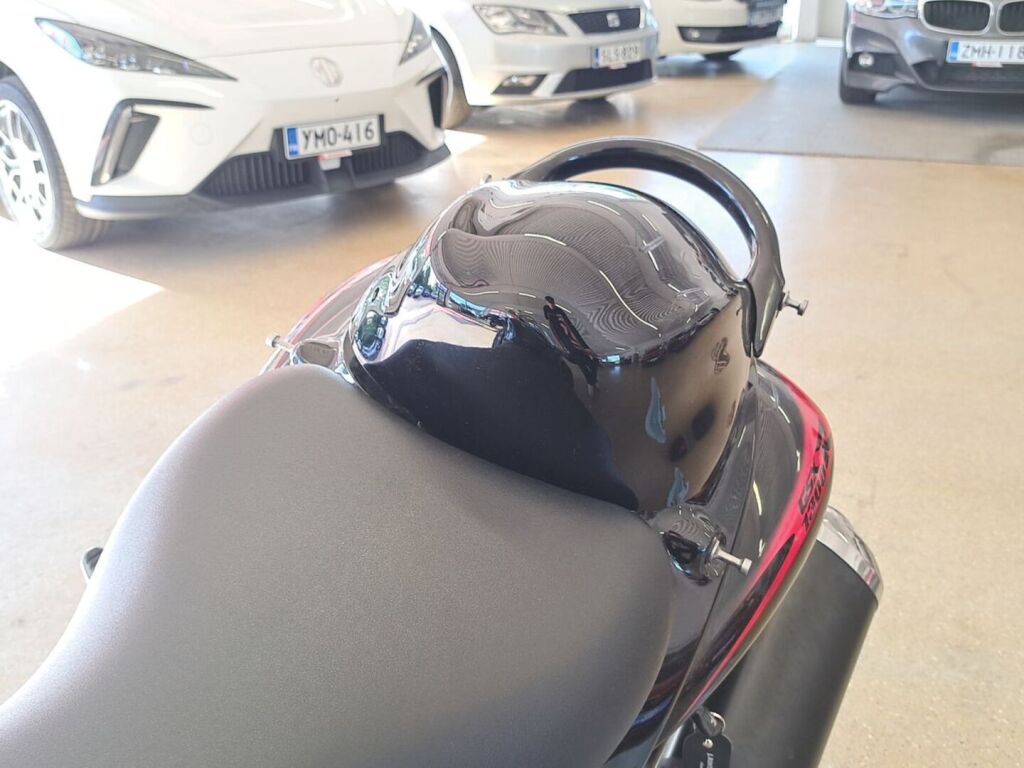 Suzuki GSX 2012 