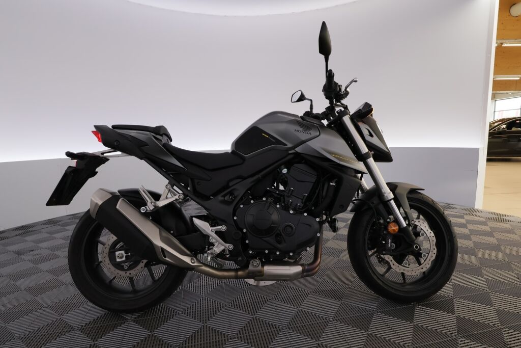 Honda CB 2024 8
