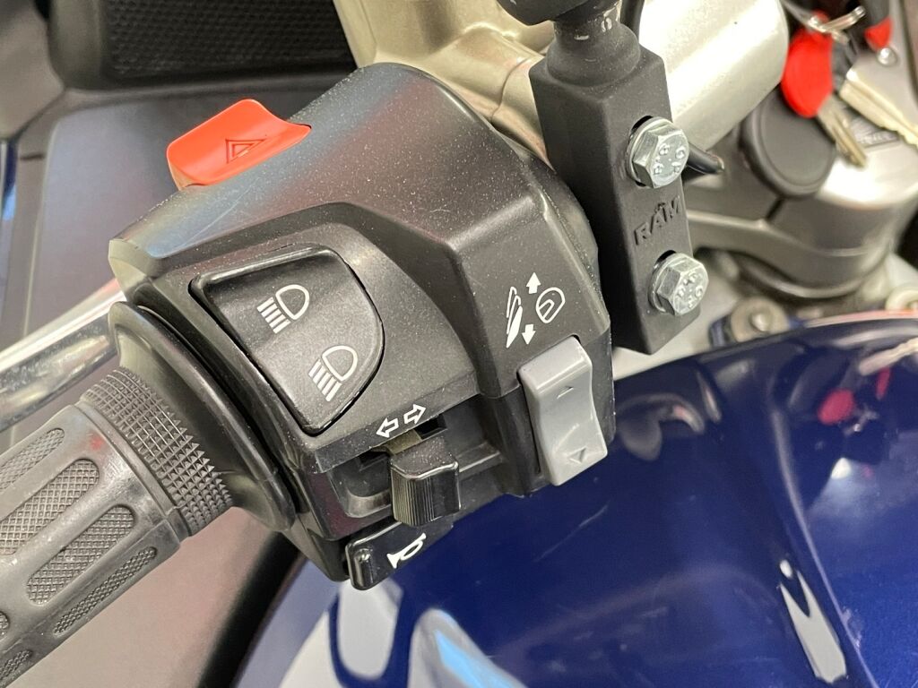 Honda ST 2004 Sininen