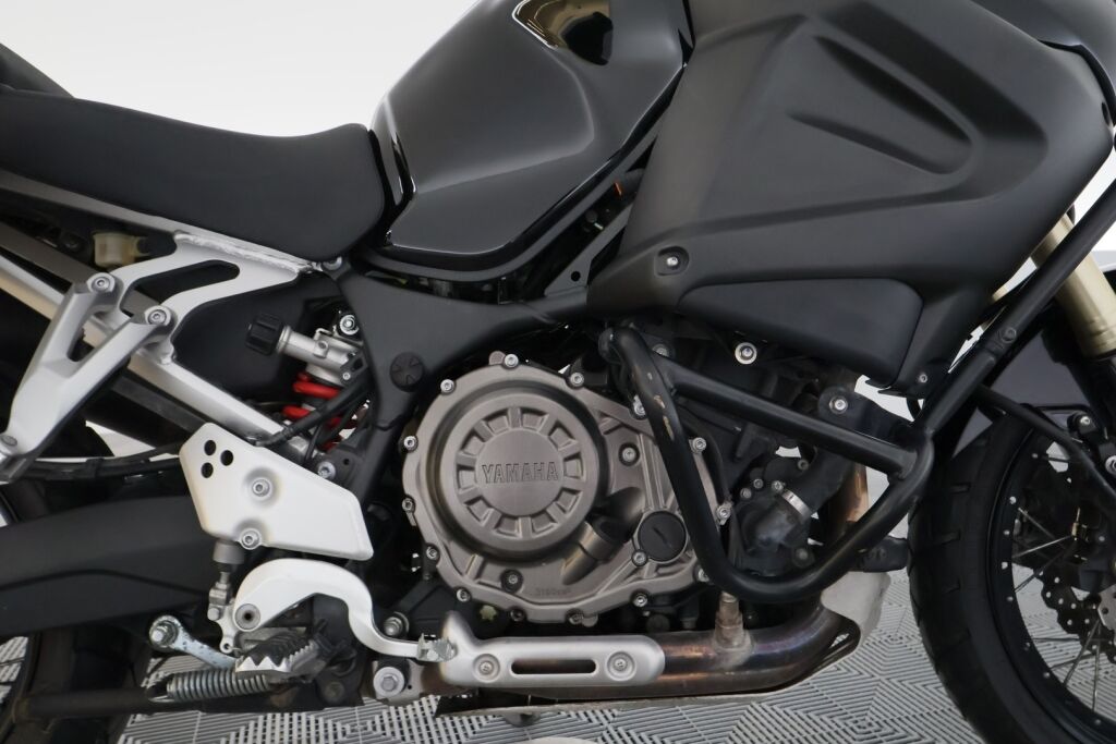 Yamaha XTZ 2011 Musta