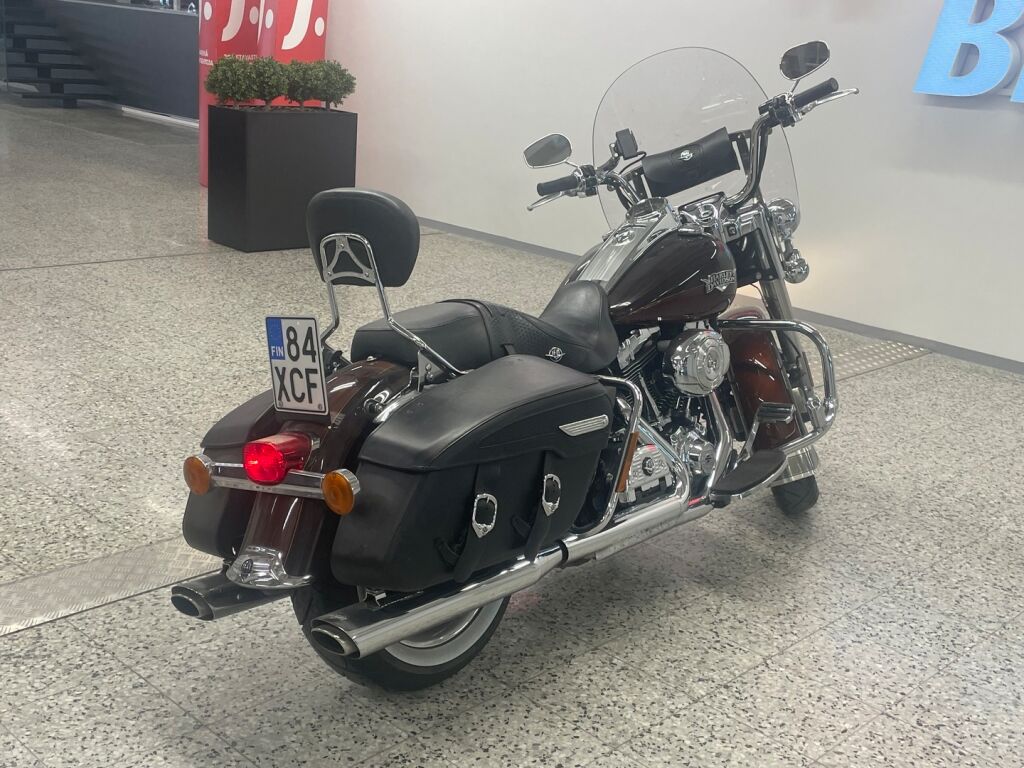 Harley-davidson TOURING 2011 