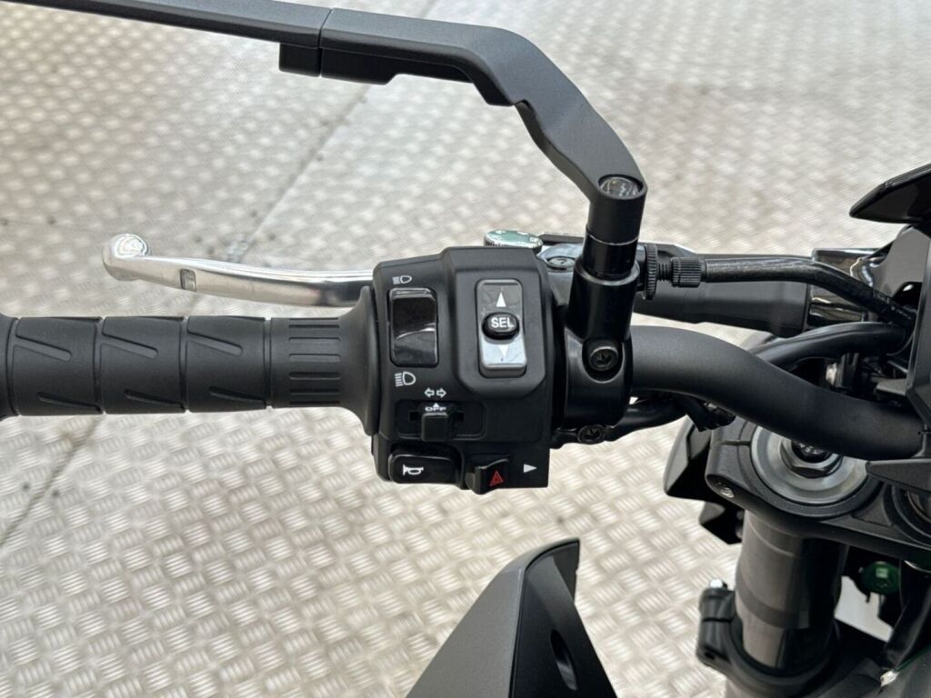 Kawasaki Z 2025 