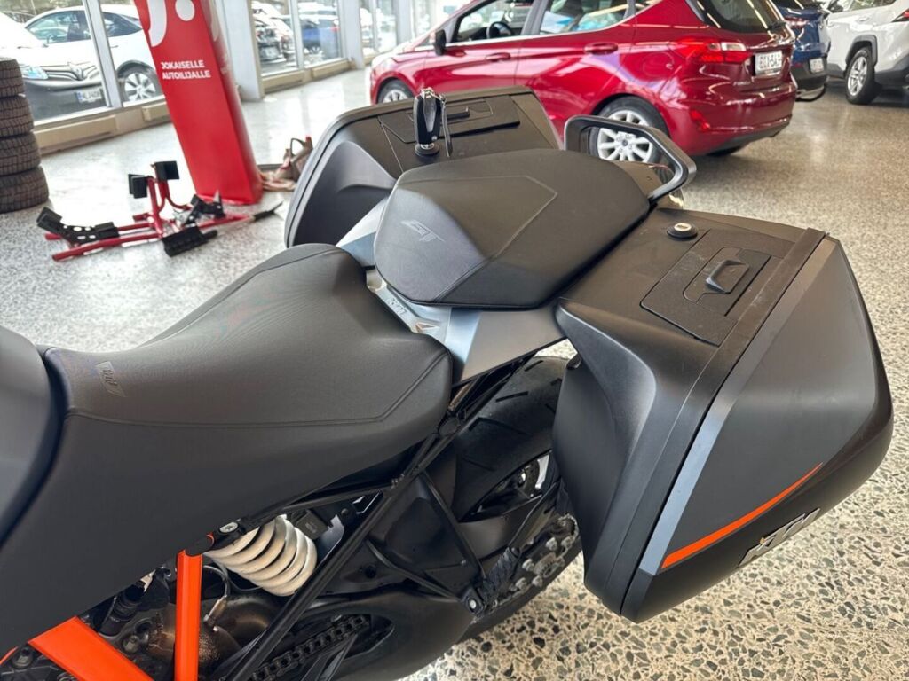 Ktm 1290 2023 