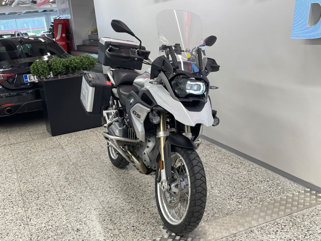 BMW R 2018 Valkoinen