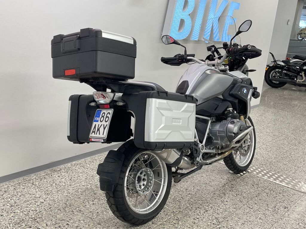BMW R 2018 Valkoinen