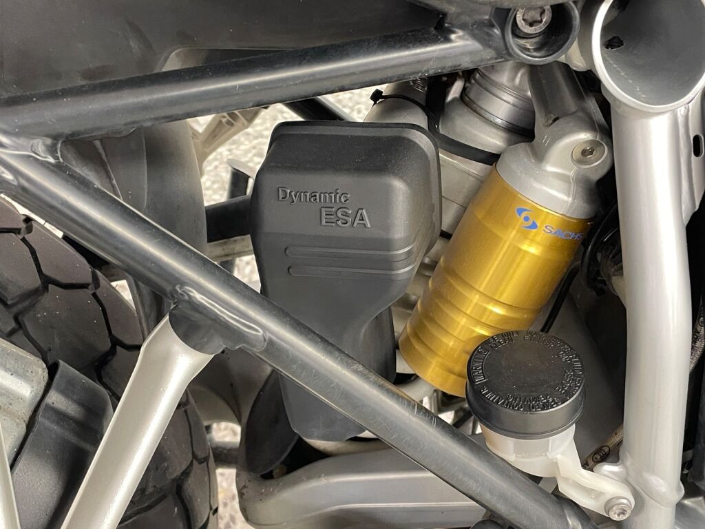 BMW R 2018 Valkoinen