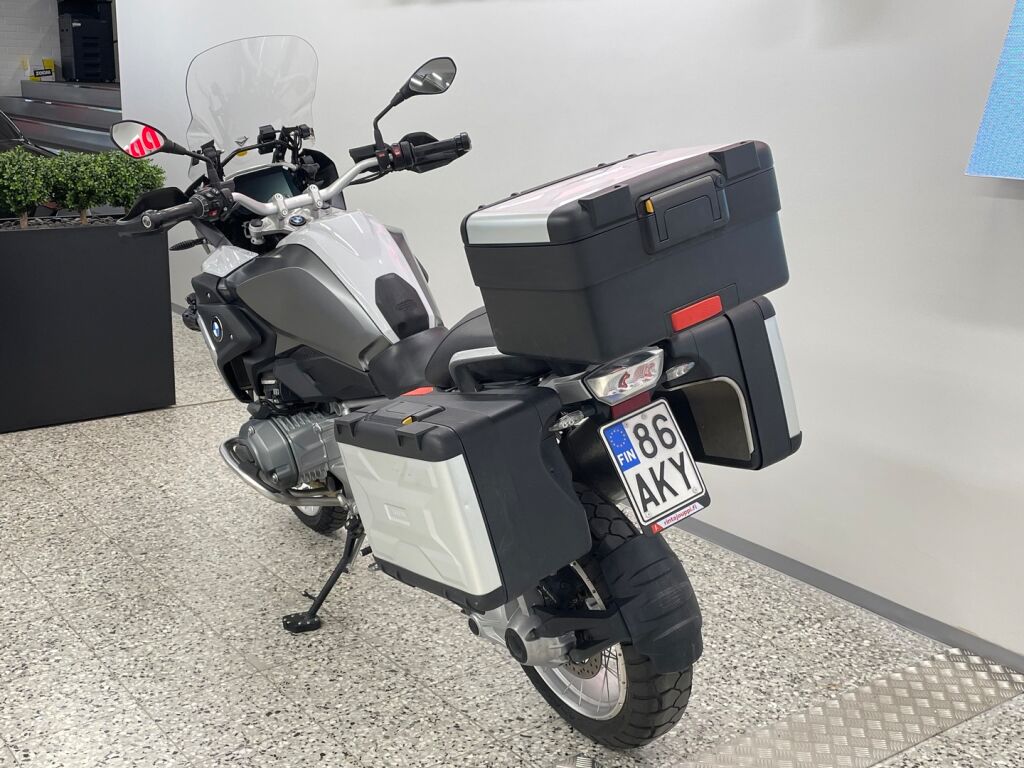 BMW R 2018 Valkoinen