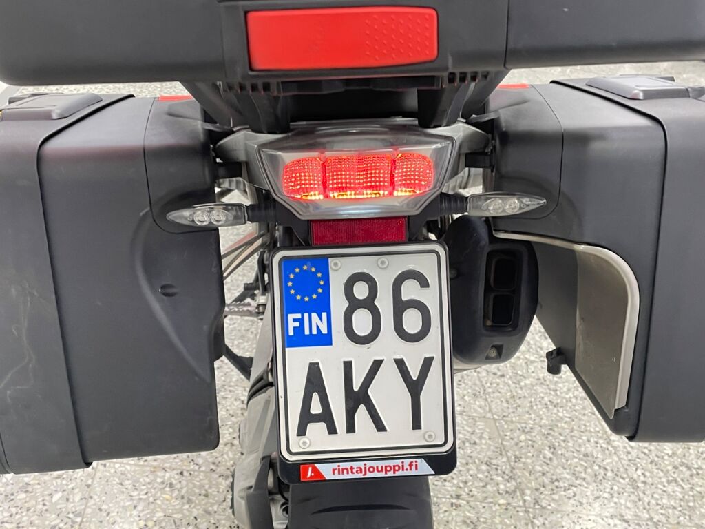 BMW R 2018 Valkoinen