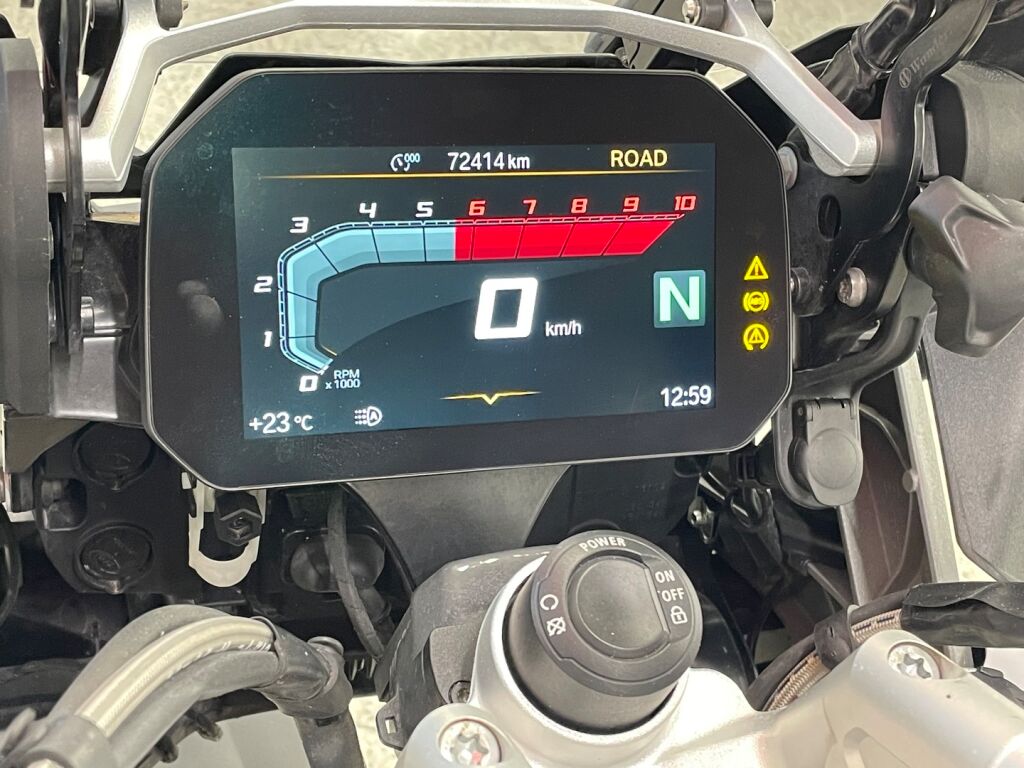 BMW R 2018 Valkoinen