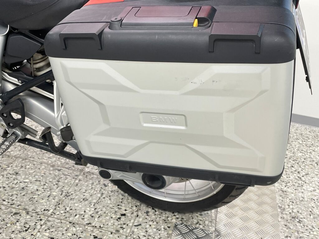 BMW R 2018 Valkoinen