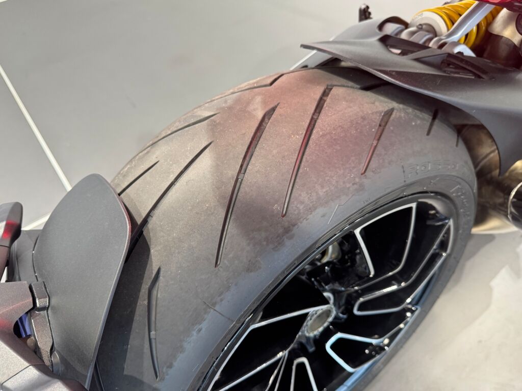 Ducati XDIAVEL 2018 Musta