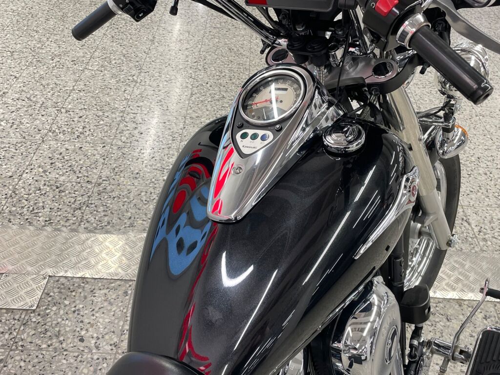 Kawasaki VN 2013 