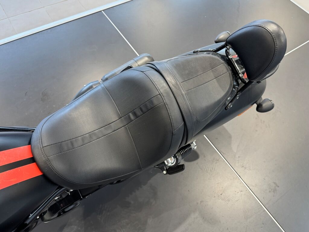 Harley-davidson VRSC 2011 