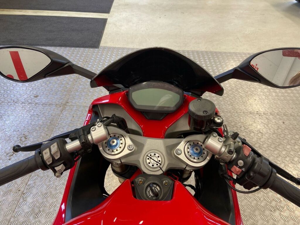 Ducati SUPERSPORT 2017 