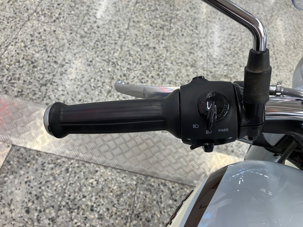 Royal enfield CLASSIC 2023 Sininen