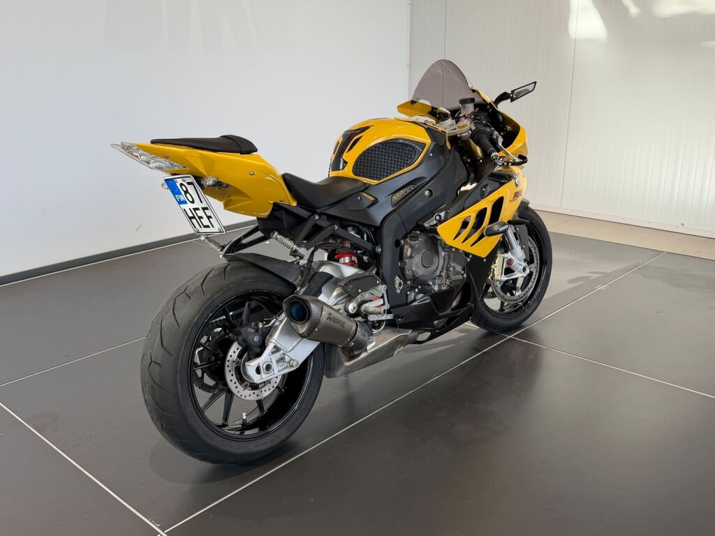 BMW S 2011 Keltainen