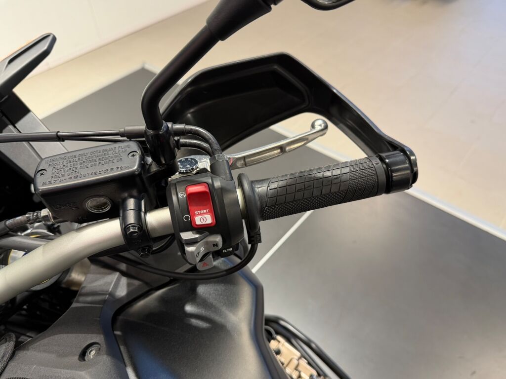 Honda CRF 2017 Musta