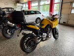 BMW F 2006 Punainen