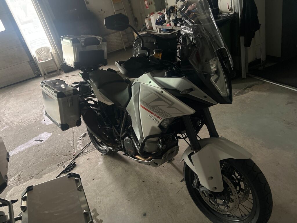 Ktm 1290 Super Adventure T 2016 