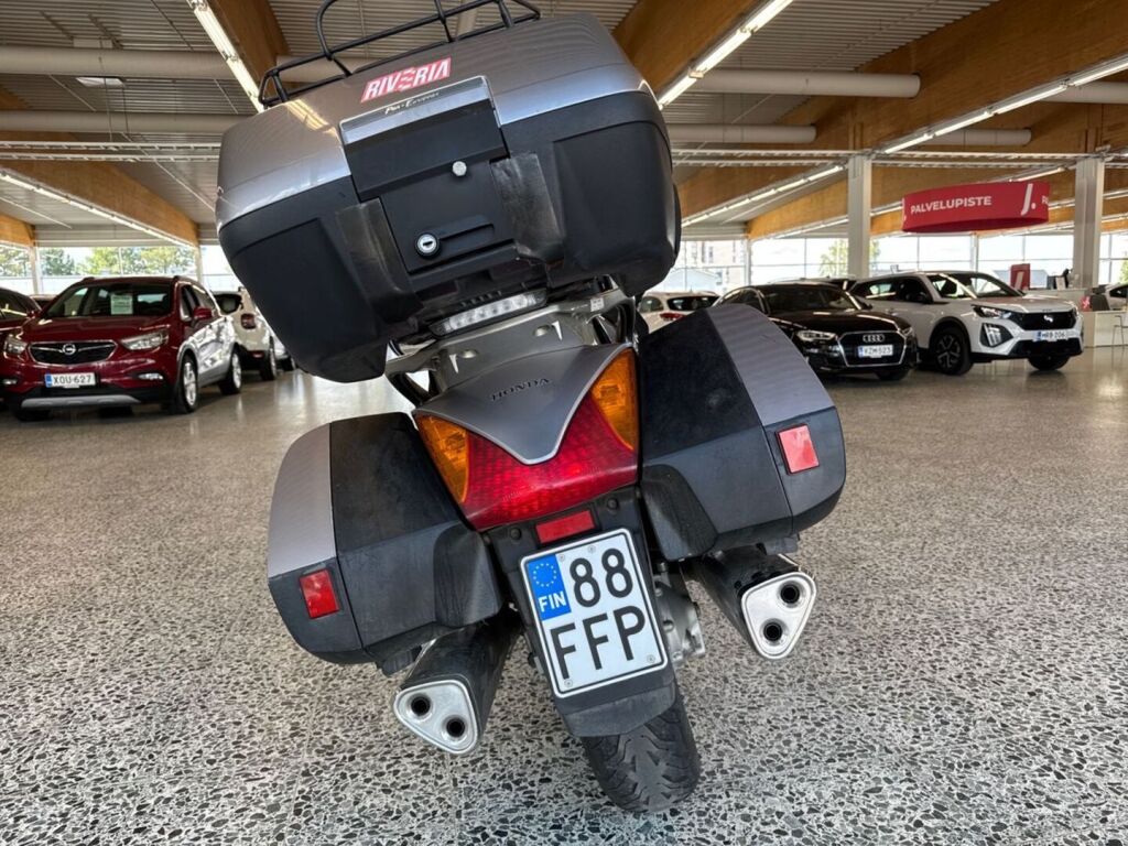 Honda ST 2003 