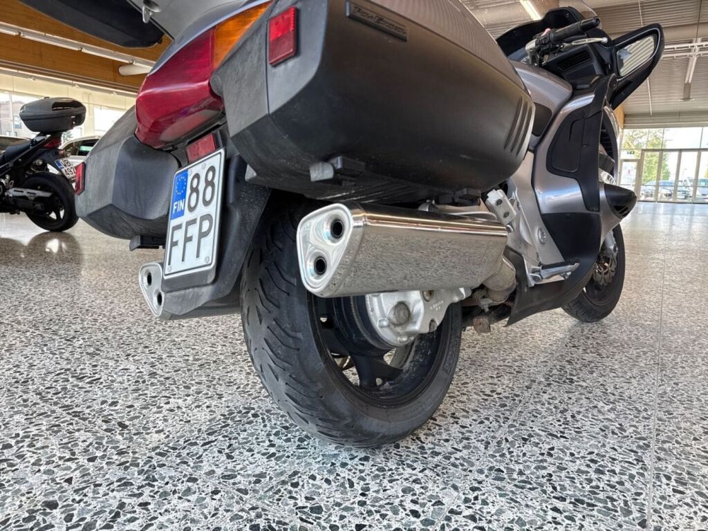 Honda ST 2003 
