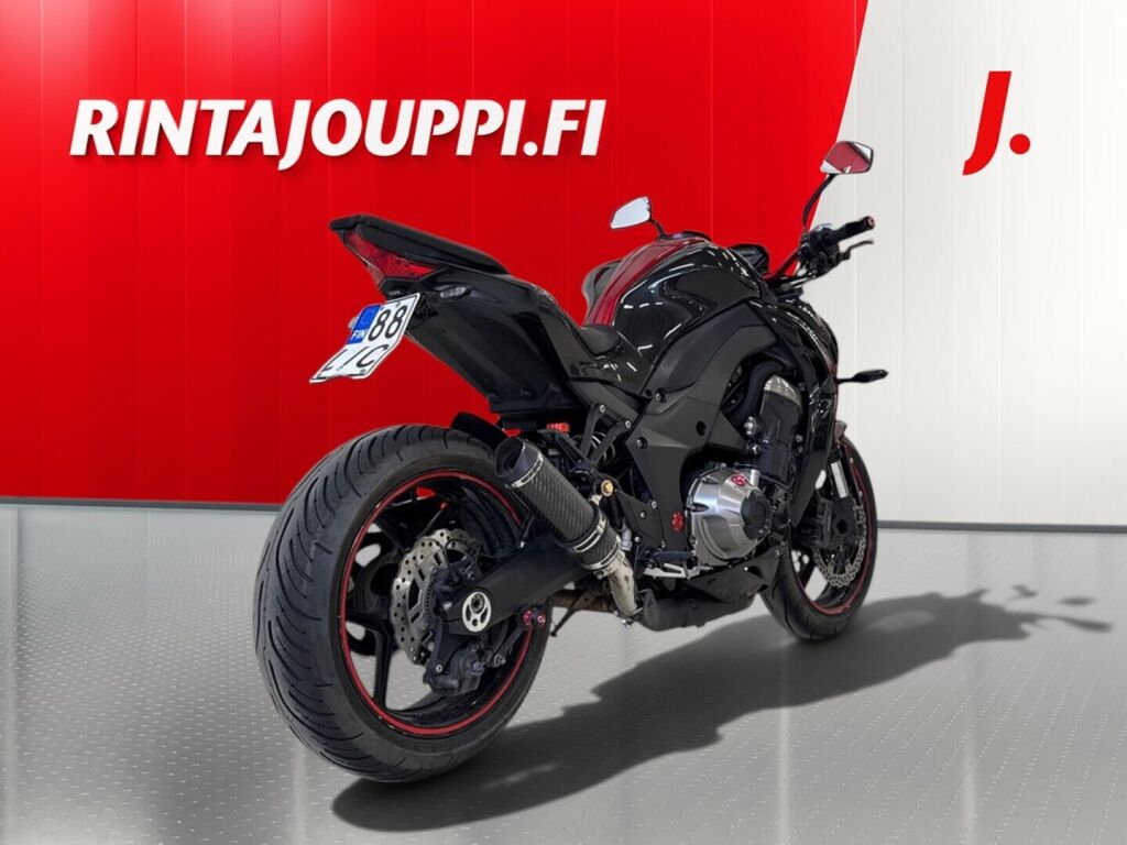Kawasaki Z 2015 Musta