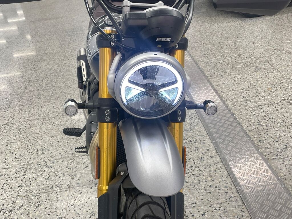 Triumph SCRAMBLER 2025 