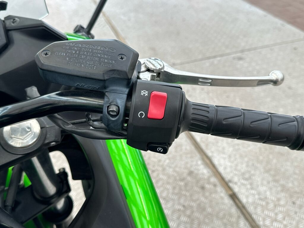 Kawasaki ER-6f 2015 Vihreä