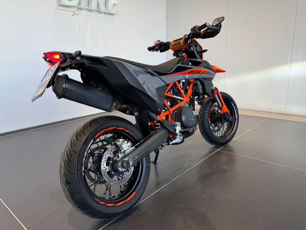 Ktm 690 2021 