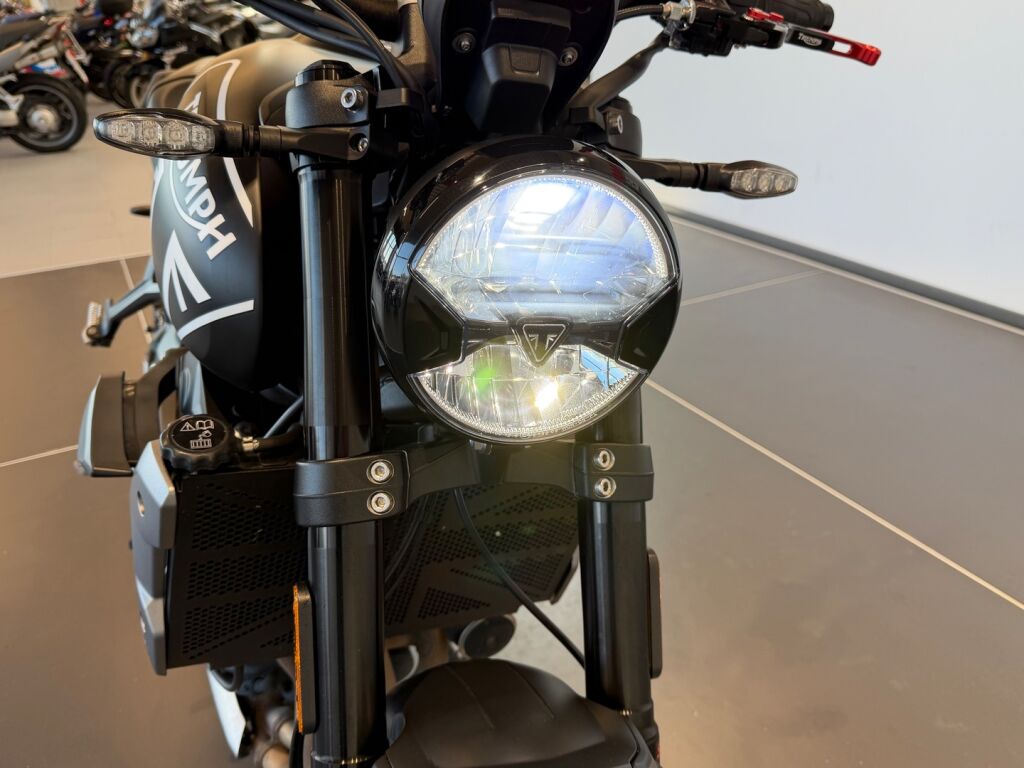 Triumph Trident 2023 