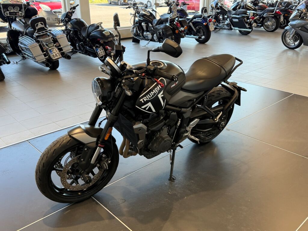 Triumph Trident 2023 