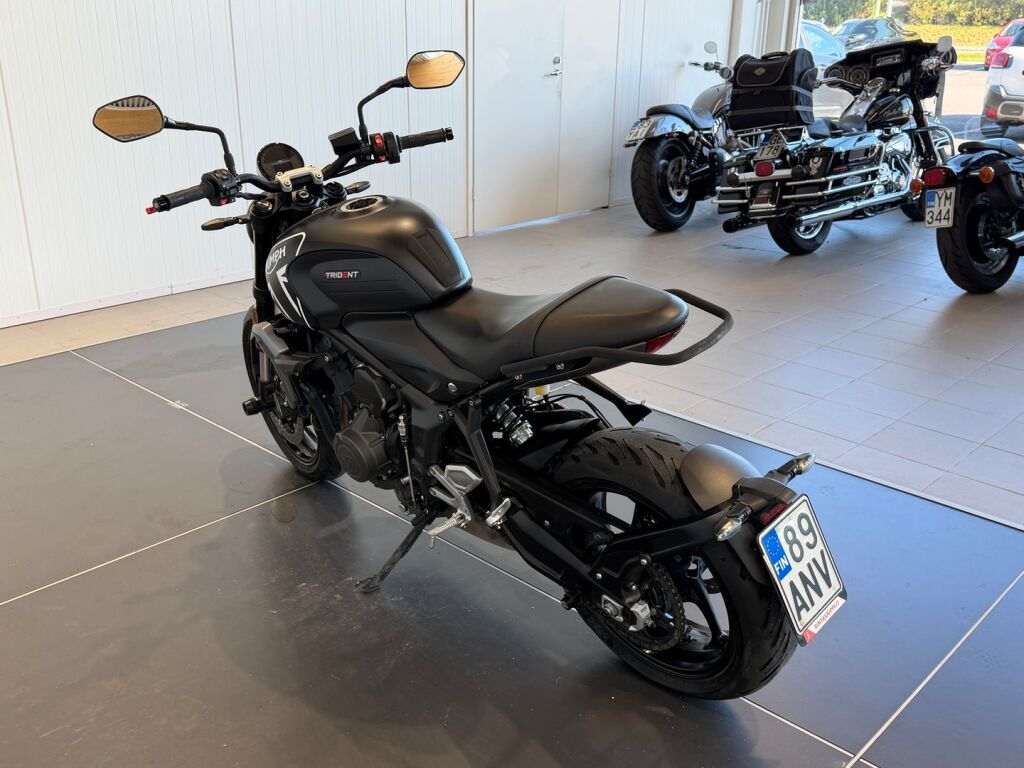Triumph Trident 2023 