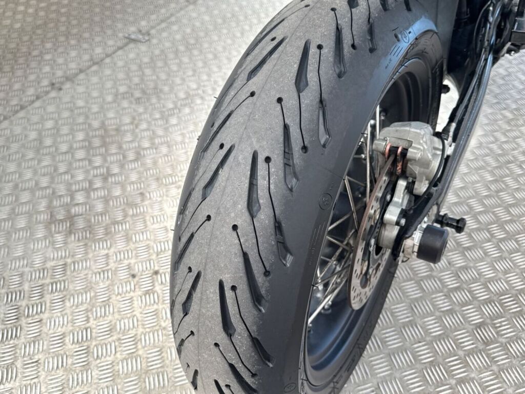 Husqvarna Husqvarna 701 Supermoto 2020 