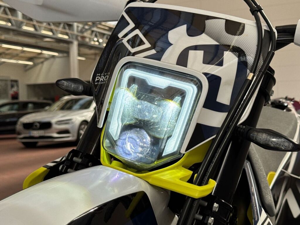 Husqvarna Husqvarna 701 Supermoto 2020 