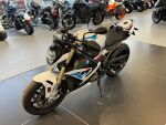 BMW S 2021 Valkoinen