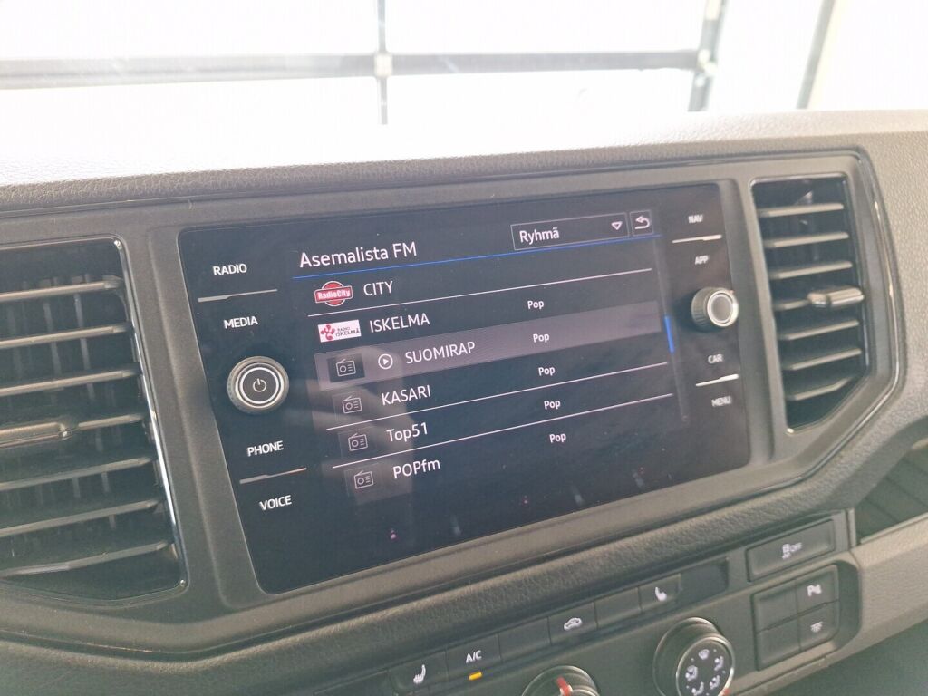 Volkswagen Crafter 2023 