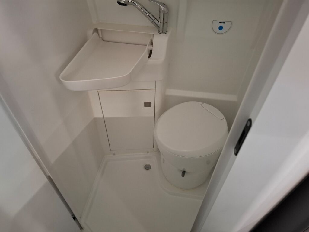 Volkswagen Grand California 2021 Y