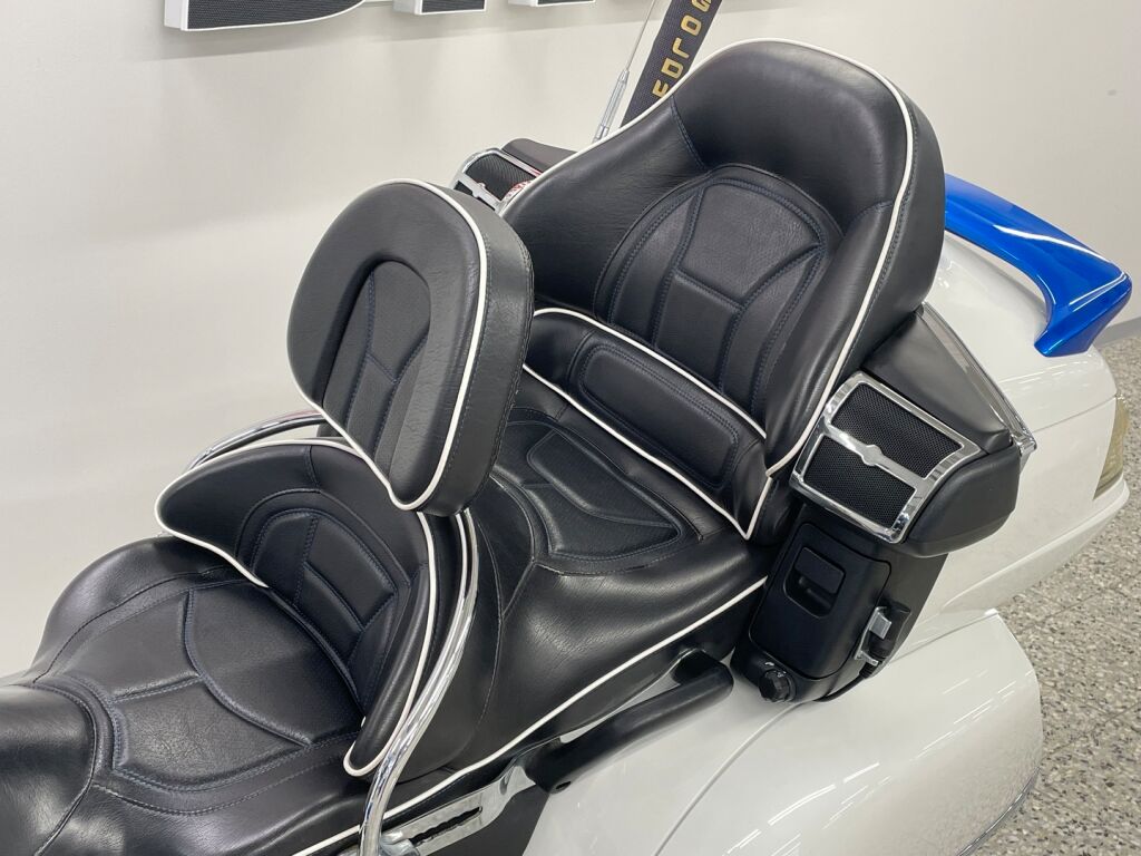 Honda GL 2016 Sininen