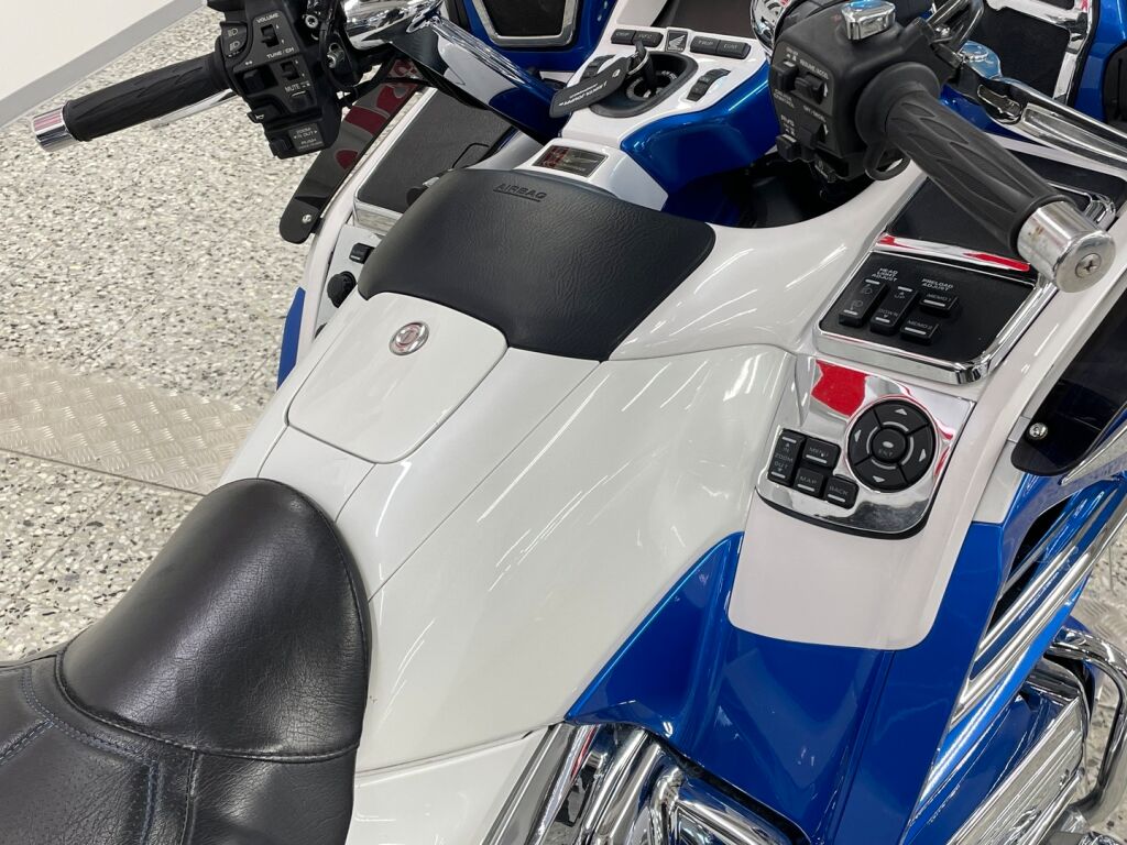 Honda GL 2016 Sininen