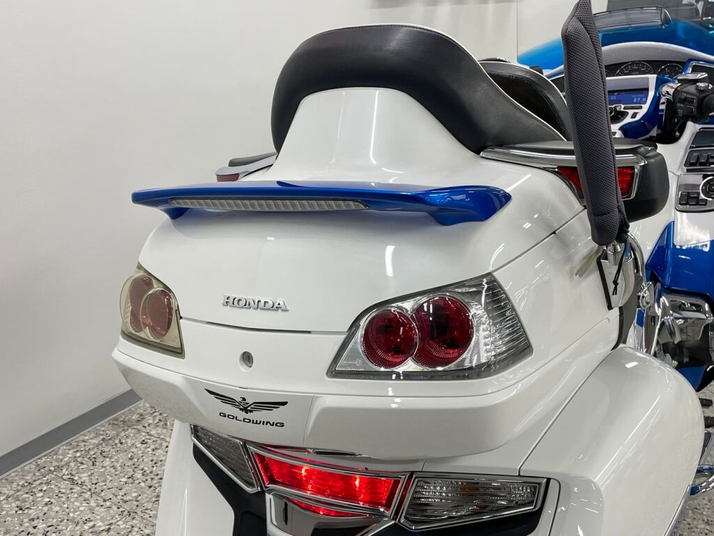 Honda GL 2016 Sininen